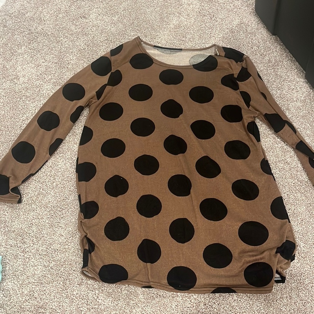 Large long polka dot top shirt